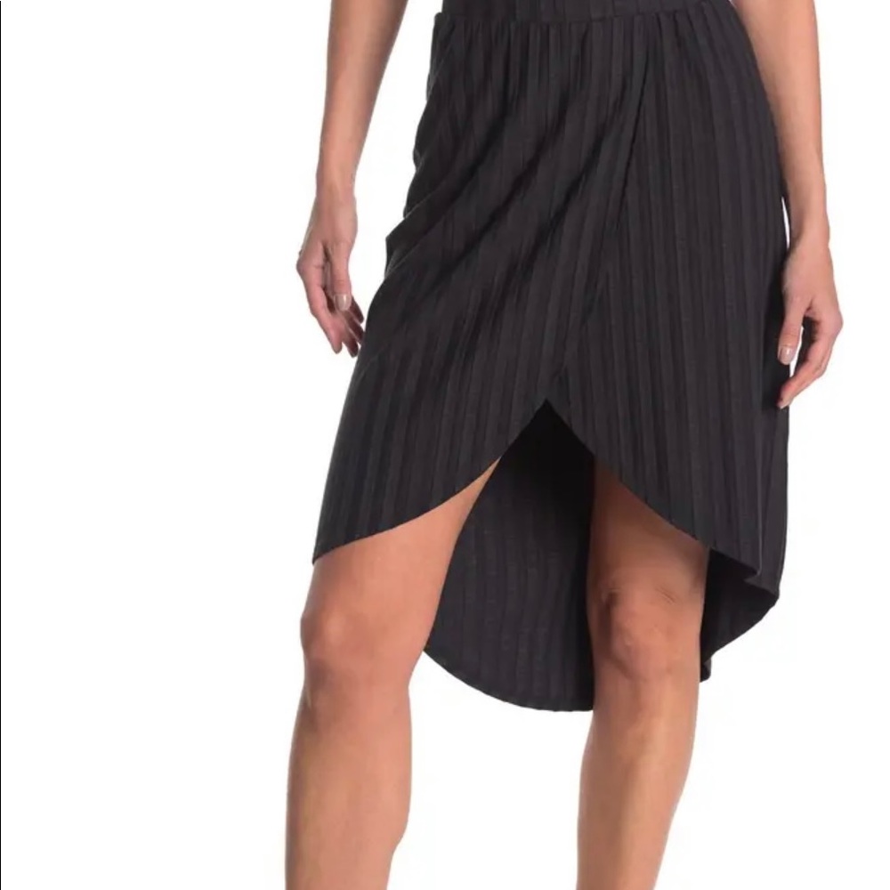 Wrap/Low Ribbed Knit Skirt